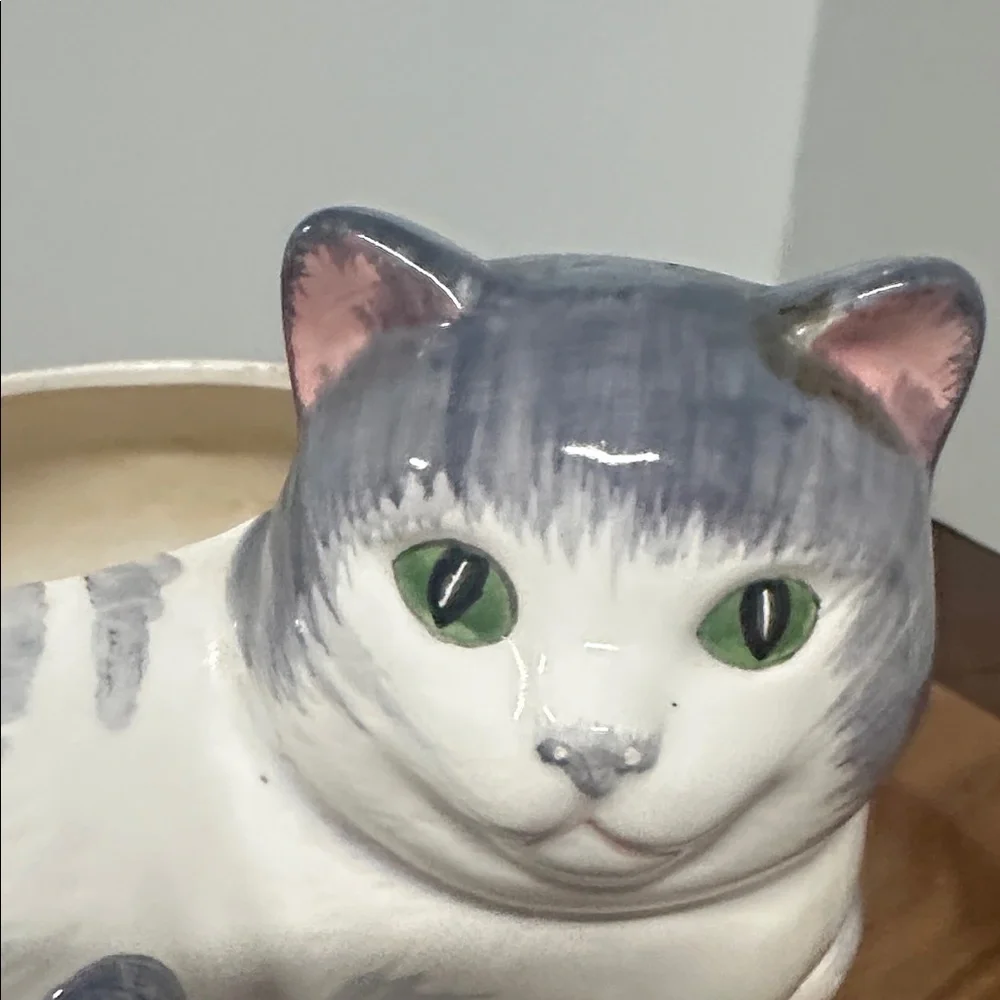 Gray and White Ceramic Cat Planter